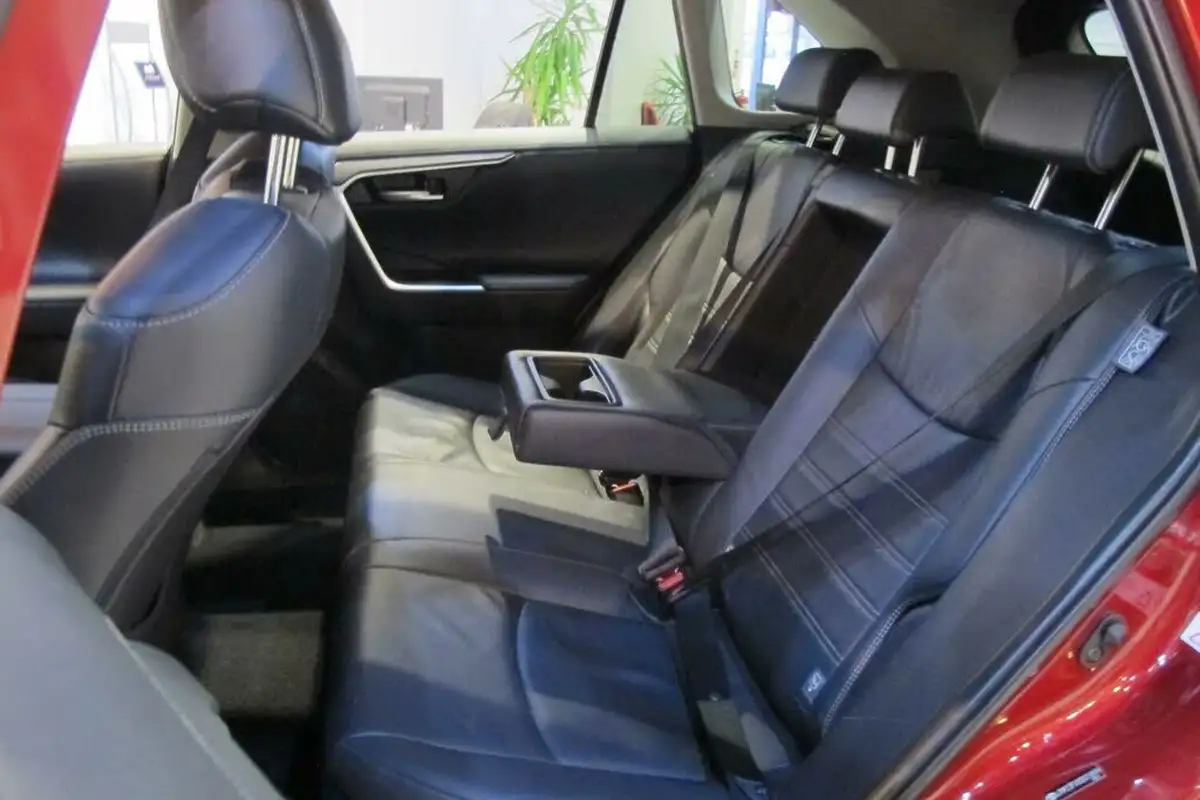 2019-toyota-rav4-25-vvt-i-excel-215bhp-big-40