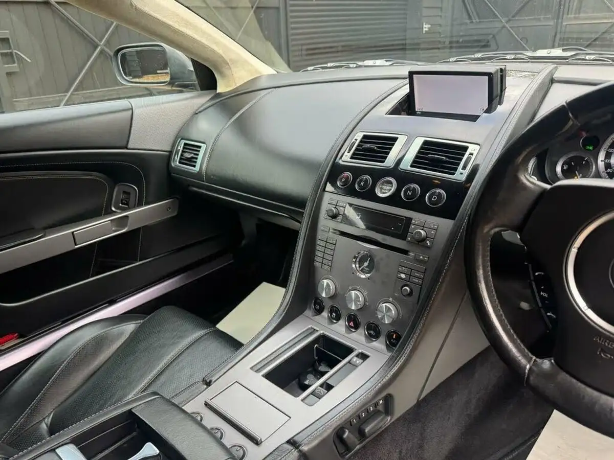 2008-aston-martin-db9-59-volante-touchtronic-ii-big-12