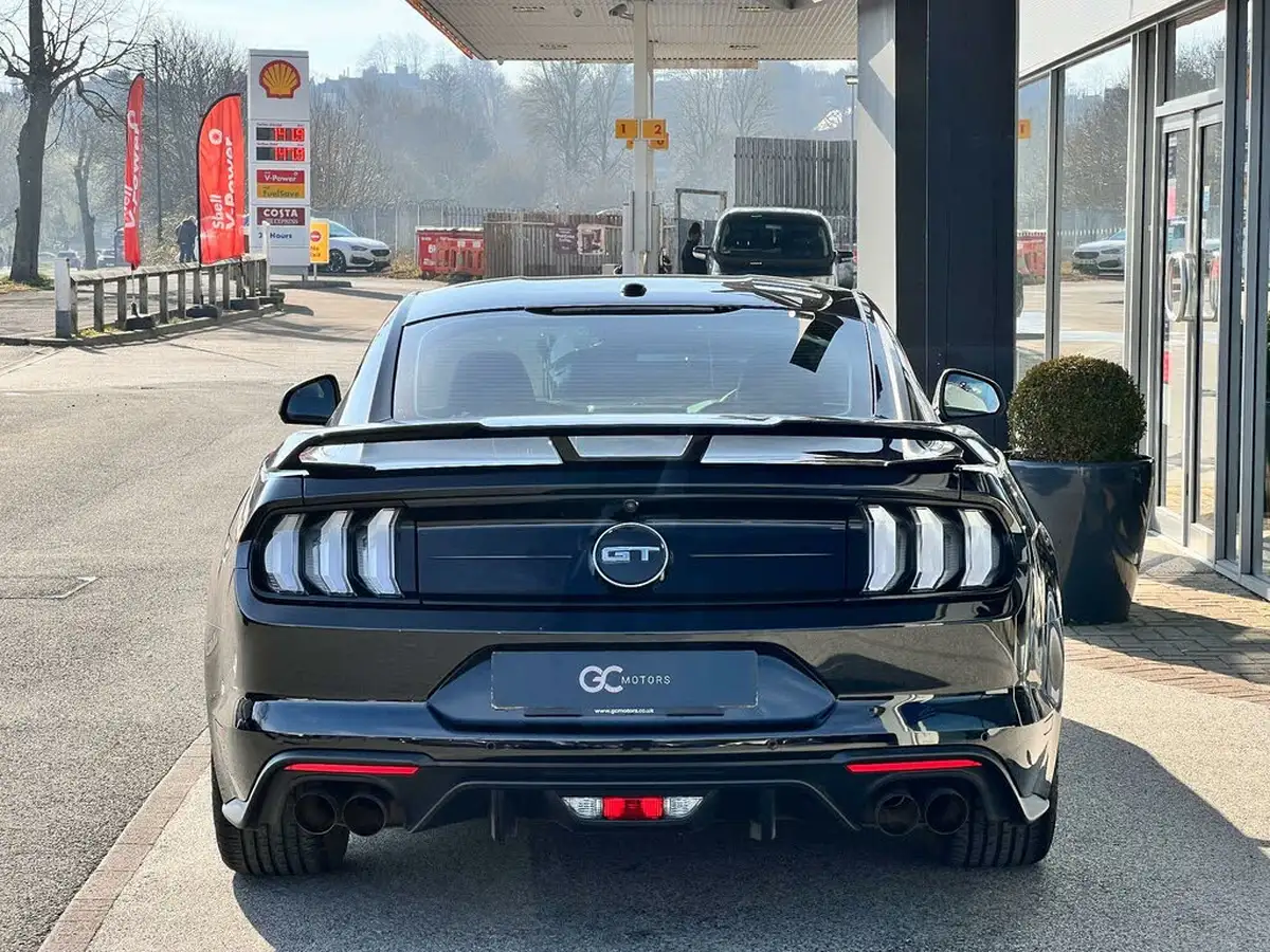 2019-ford-mustang-50-v8-gt-450ps-fastback-auto-big-5