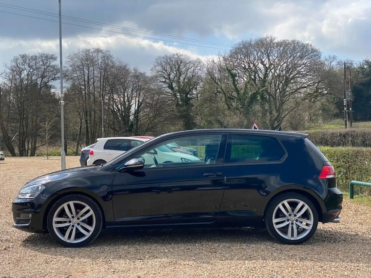 2016-volkswagen-golf-14-tsi-gt-edition-3d-big-4