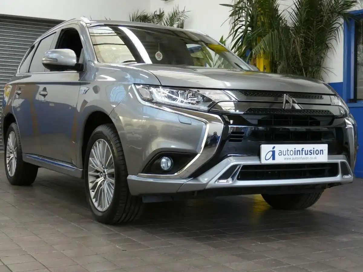 2021-mitsubishi-outlander-24-dynamic-phev-big-5