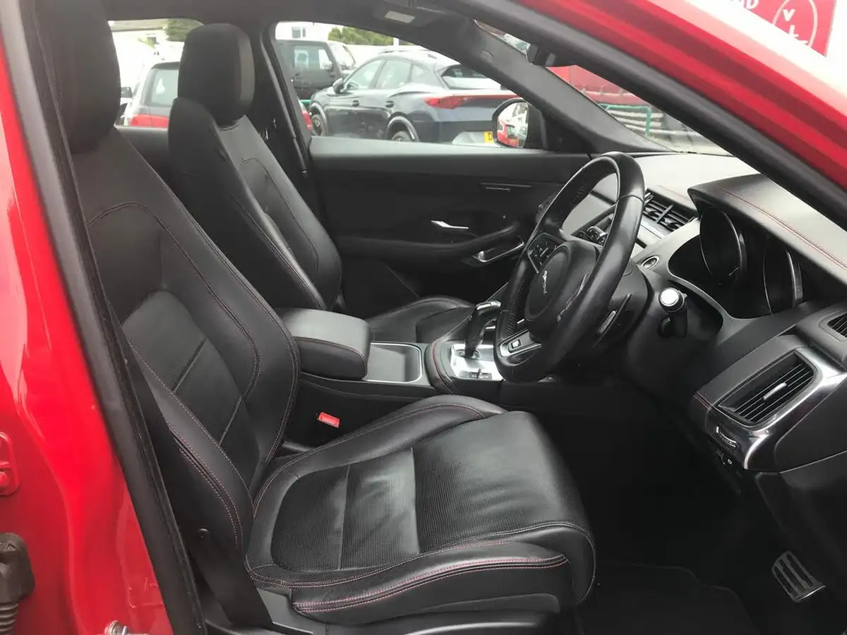 2018-jaguar-e-pace-20-i4d-first-edition-big-4