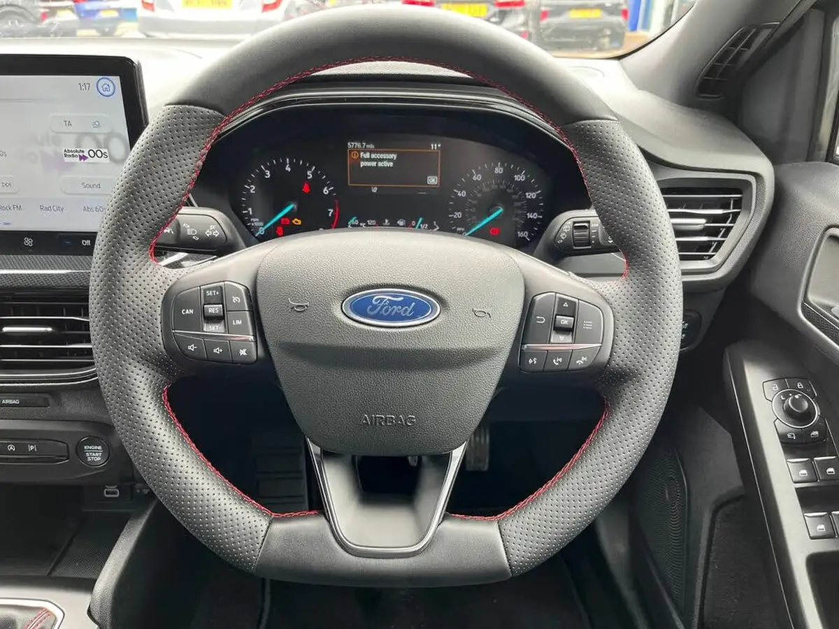 2023-ford-focus-10t-st-line-125ps-hatchback-big-24