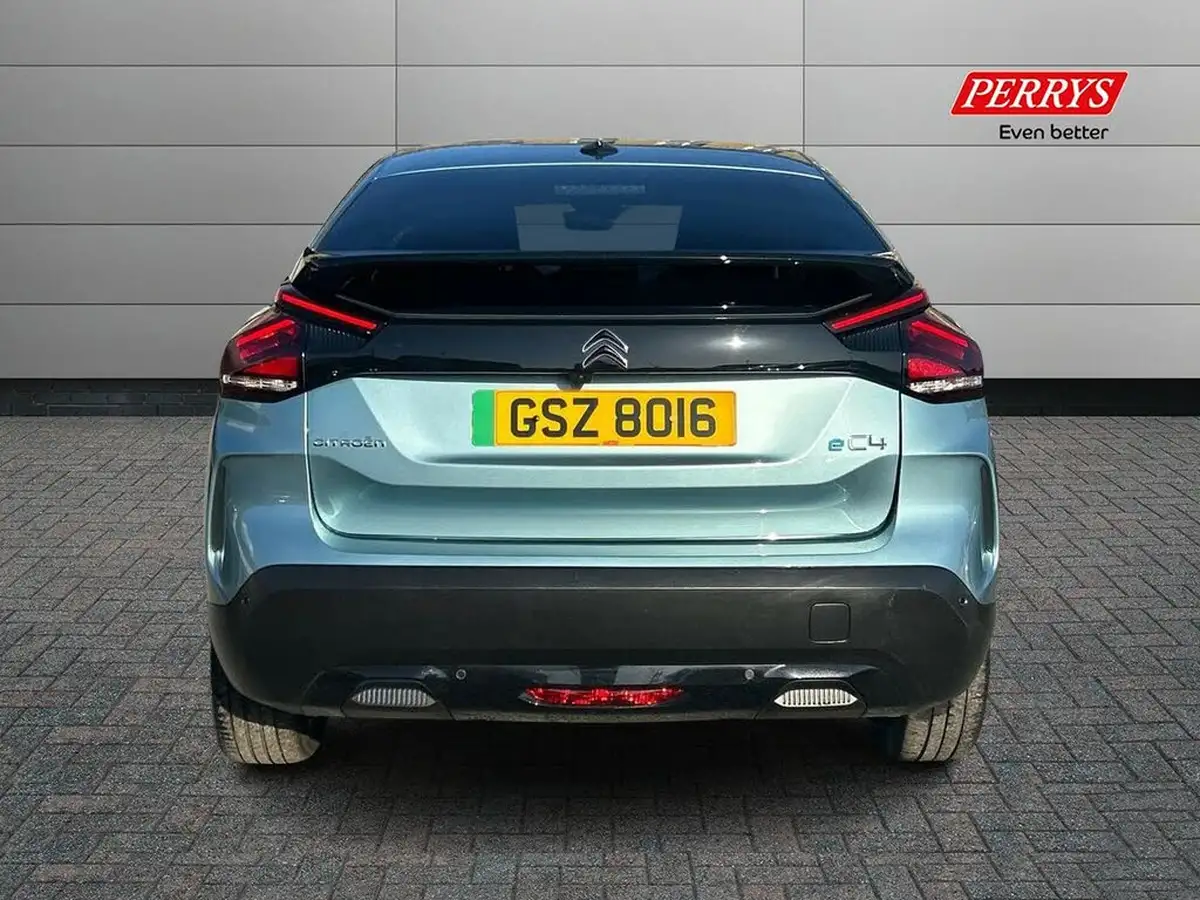 2022-citroen-c4-e-shine-plus-big-4