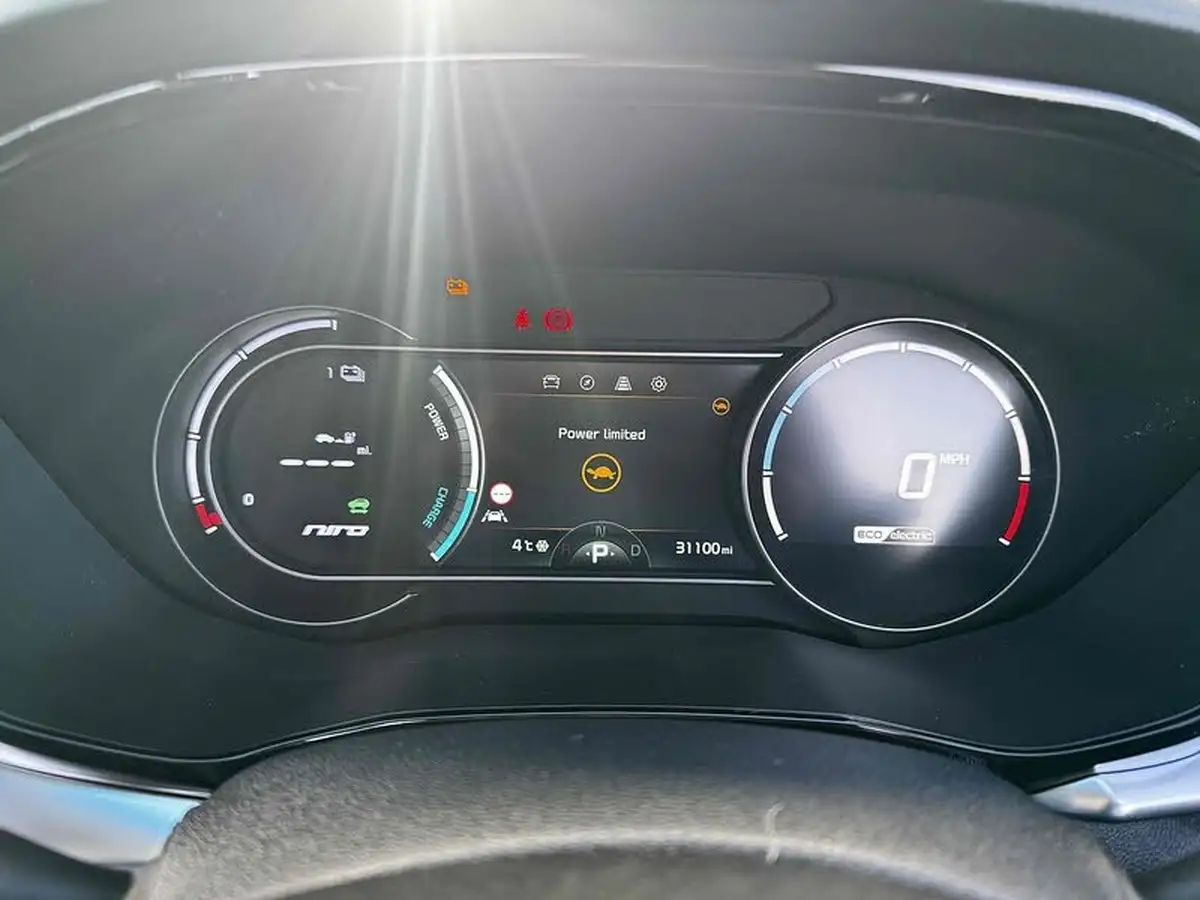 2021-kia-e-niro-ev-4-big-39
