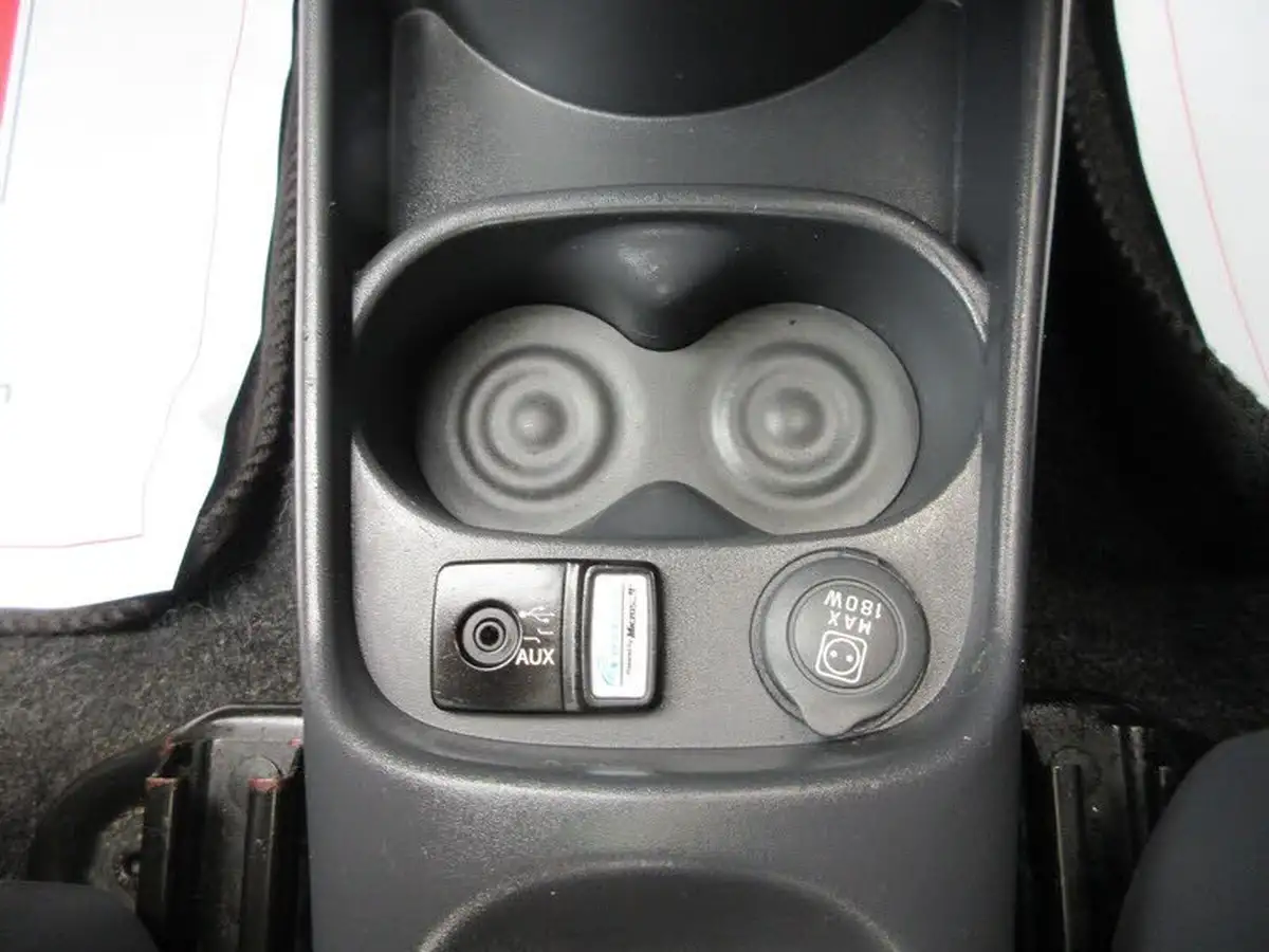 2012-fiat-500-12-lounge-ss-big-12