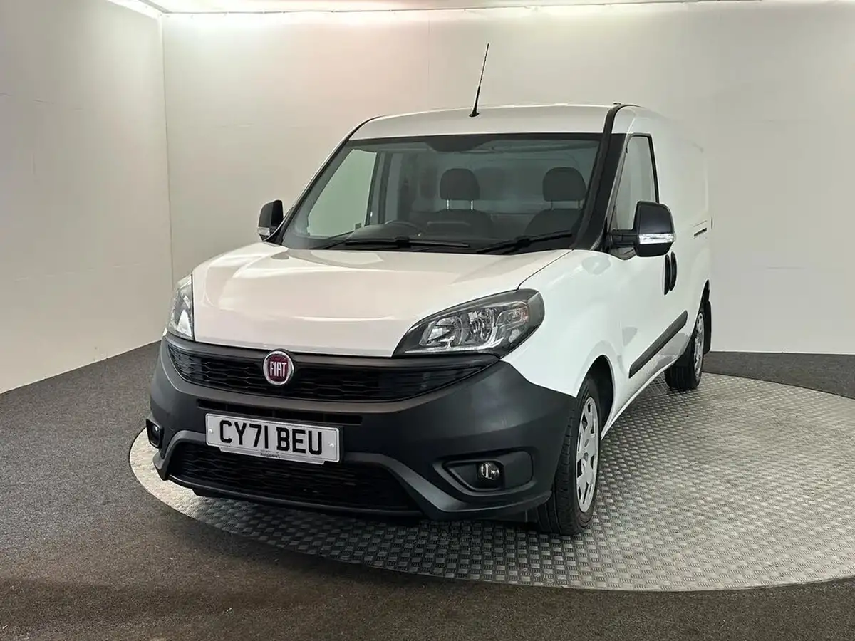 2022-fiat-doblo-cargo-16jtd-l2h1-maxi-tecnico-120bhpeu6d-panel-van-big-3