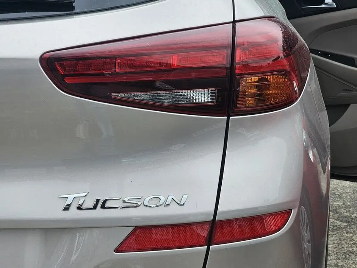 2019-hyundai-tucson-16-t-gdi-premium-se-dct-big-31