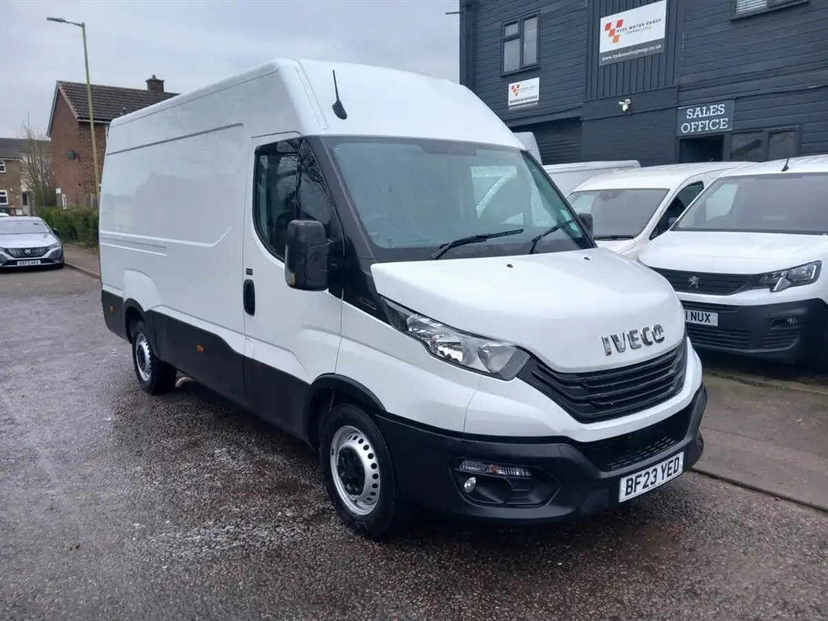 2023-iveco-daily-s-class-23td-35s14v-business-3520mm-h2-136pseu6dt-big-1