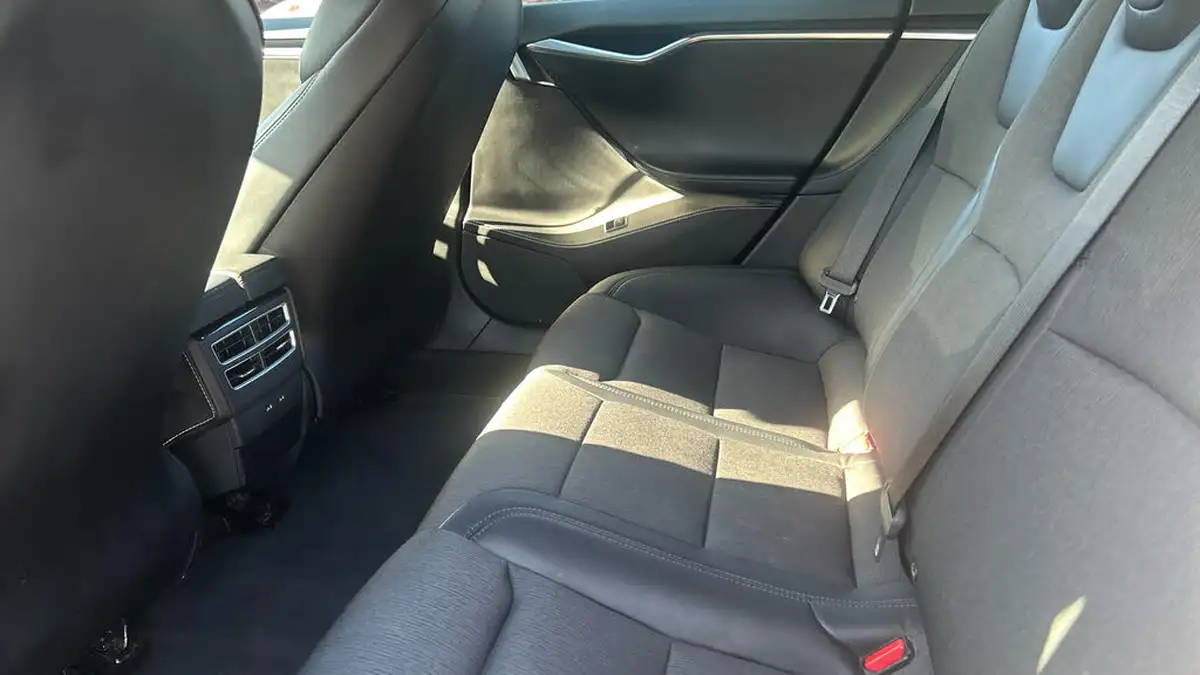 2017-tesla-model-s-e-75-235kw-big-13