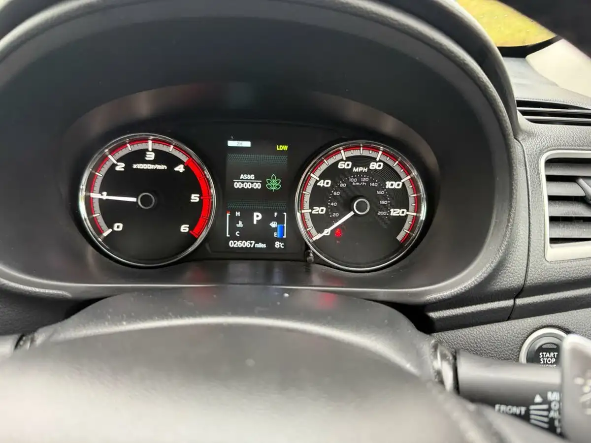 2020-mitsubishi-l200-22di-d-barbarian-x-big-26