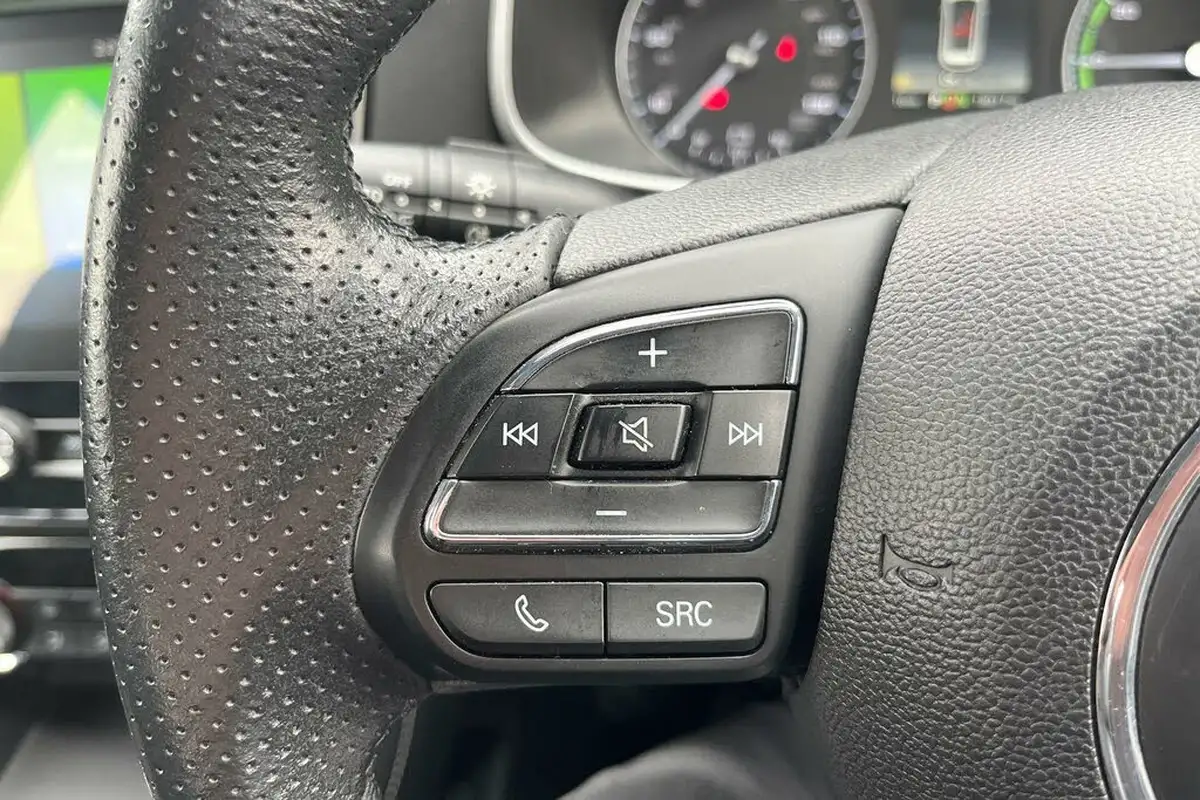 2020-mg-zs-suv-e-excite-ev-big-16