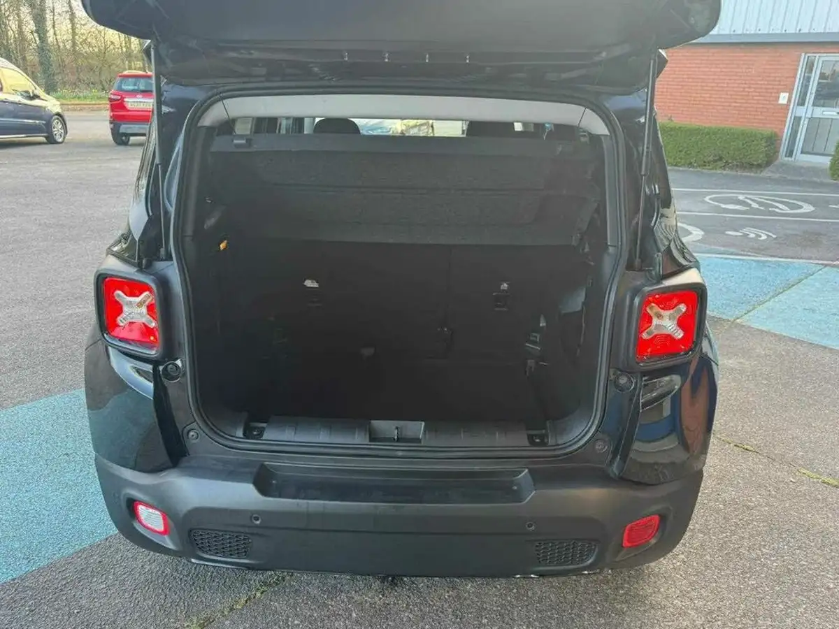 2021-jeep-renegade-10-gse-night-eagle-big-16
