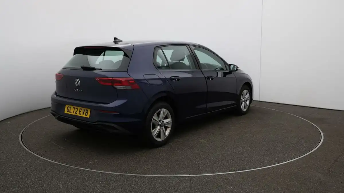 2022-volkswagen-golf-15-tsi-life-130ps-hatchback-big-52