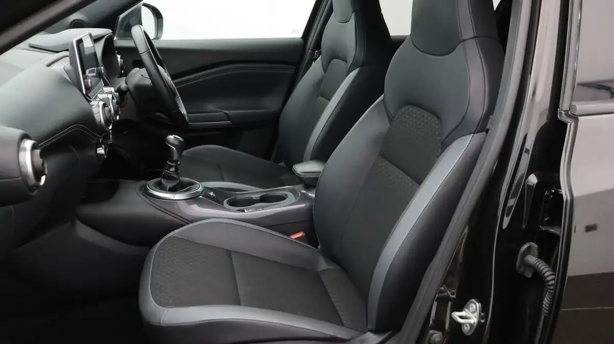 2023-nissan-juke-10-dig-t-n-connecta-big-14
