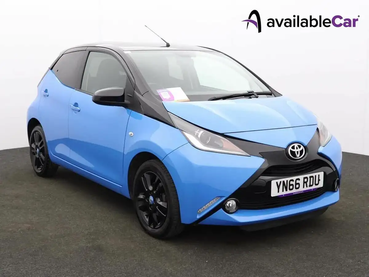 2016-toyota-aygo-10-vvt-i-x-cite-2-cyan-5d-big-0