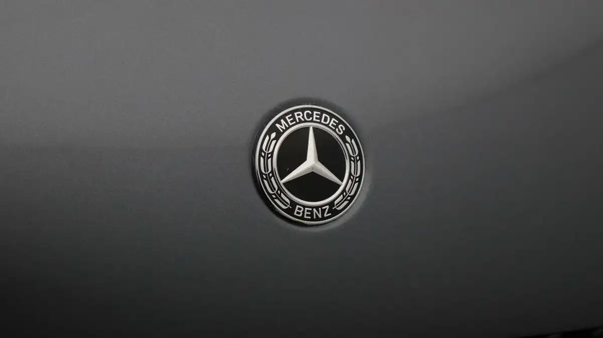 2019-mercedes-benz-glc-class-20d-glc220d-amg-line-premium-coupe-4d-big-21