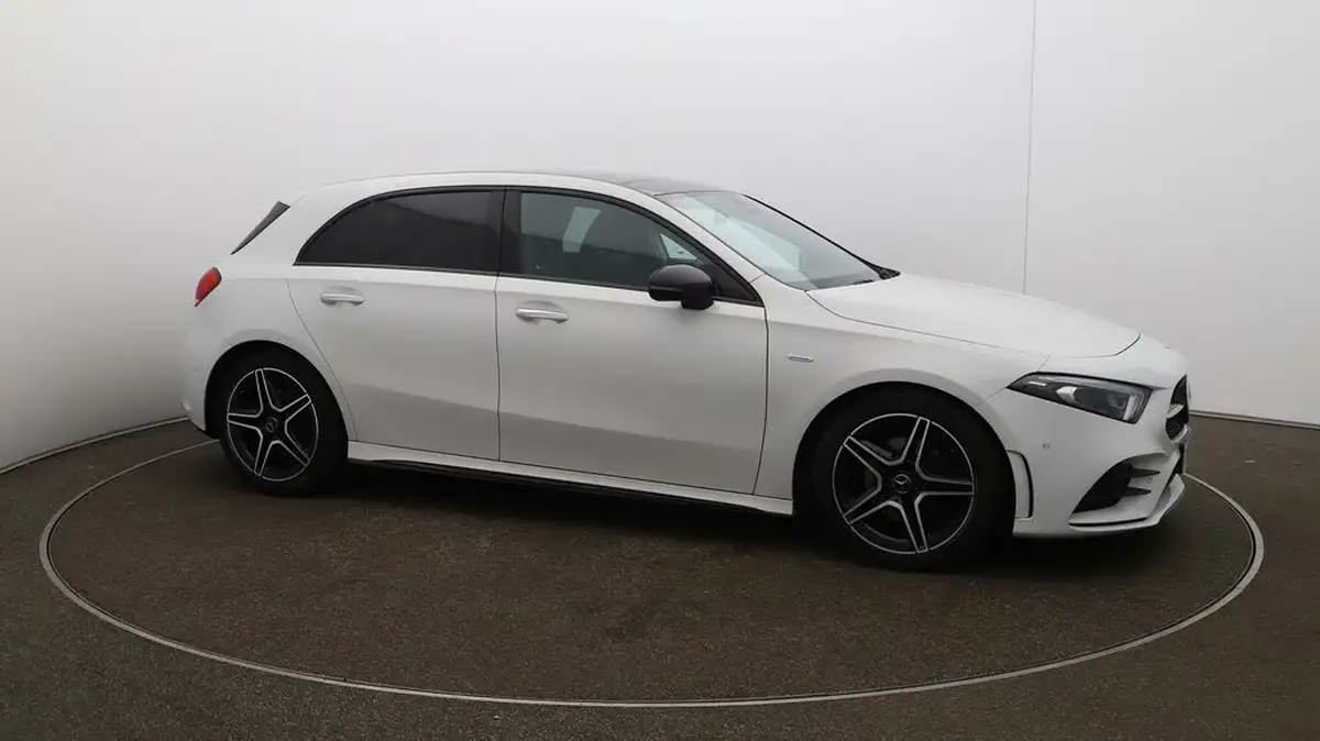 2021-mercedes-benz-a-class-13-a200-amg-line-premium-plus-edition-hatchback-5d-7g-dct-big-48