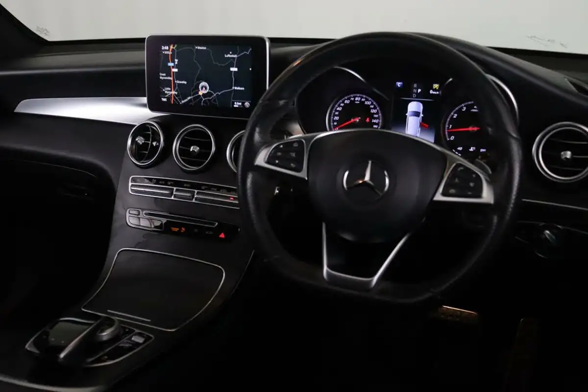 2019-mercedes-benz-glc-class-20-glc250-amg-night-edition-premium-plusss-big-17
