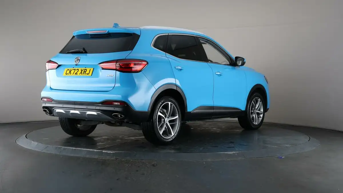 2022-mg-hs-15t-gdi-exclusive-162ps-big-67