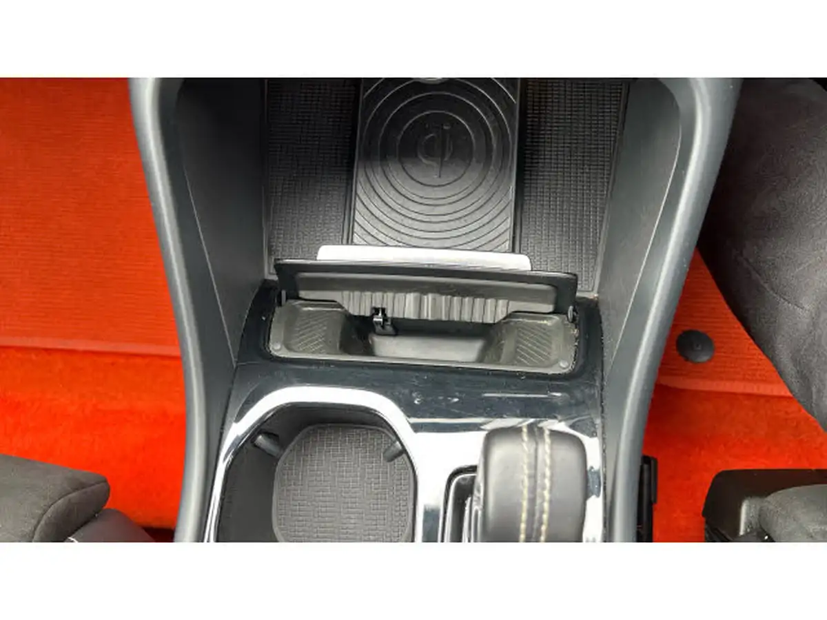 2018-volvo-xc40-20td-d4-first-edition-big-28