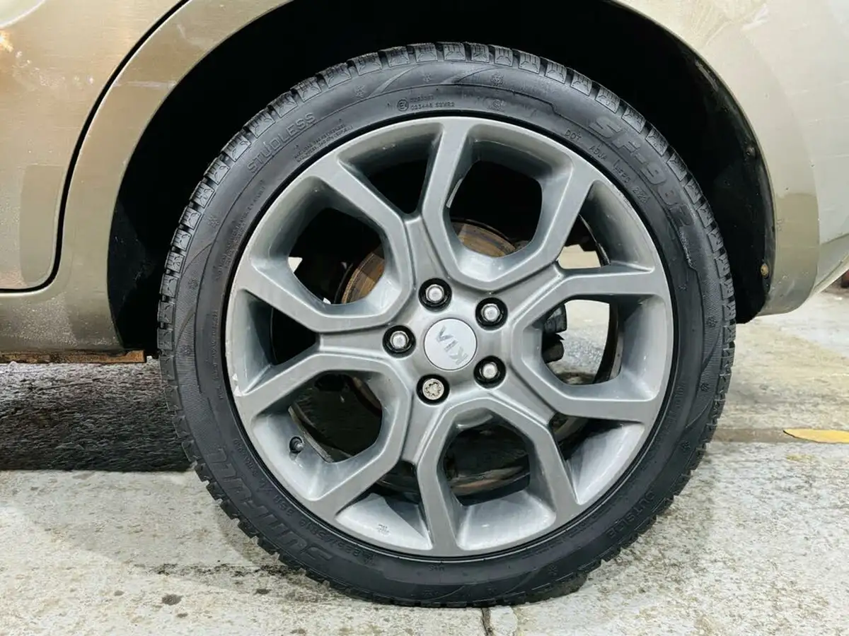 2011-kia-soul-16td-quantum-126bhp-auto-big-26