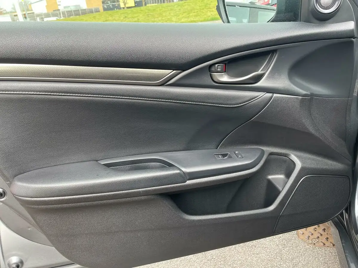 2018-honda-civic-10-vtec-turbo-ex-126ps-ss-hatchback-5d-big-28