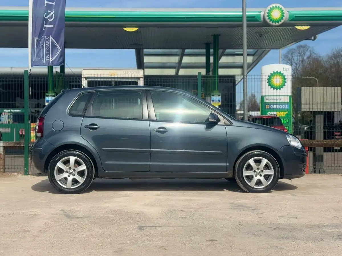 2009-volkswagen-polo-12-match-60ps-5d-big-11