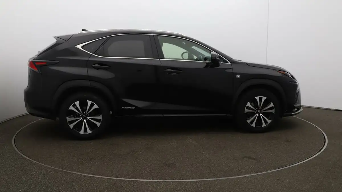 2018-lexus-nx-300h-25-f-sport-big-8