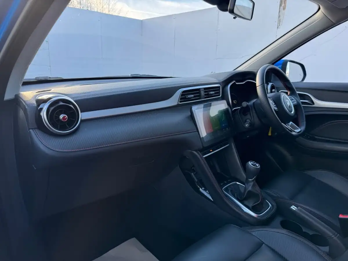 2024-mg-zs-suv-15-vti-tech-exclusive-big-11