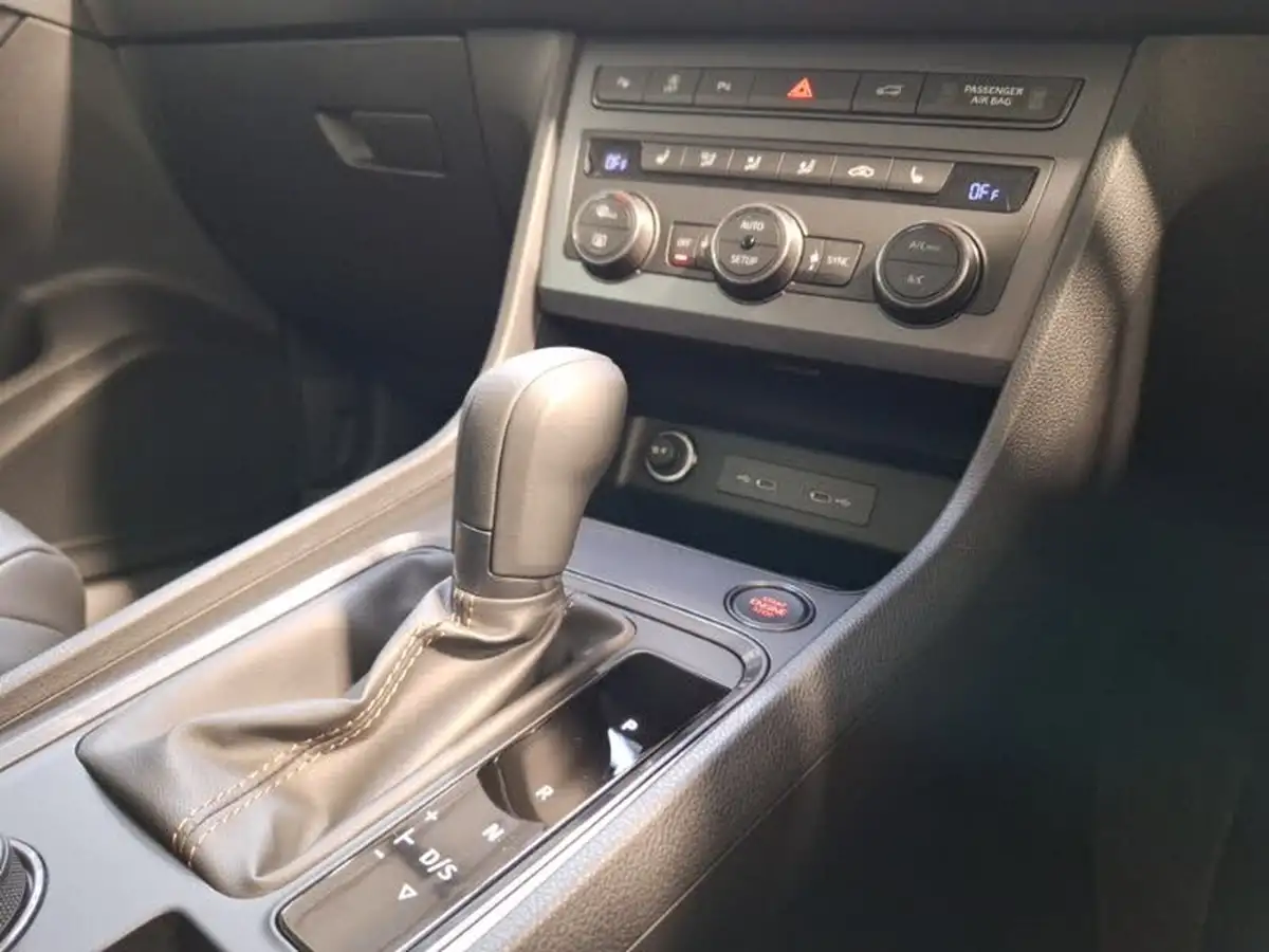 2024-cupra-ateca-15-ecotsi-v2-big-10