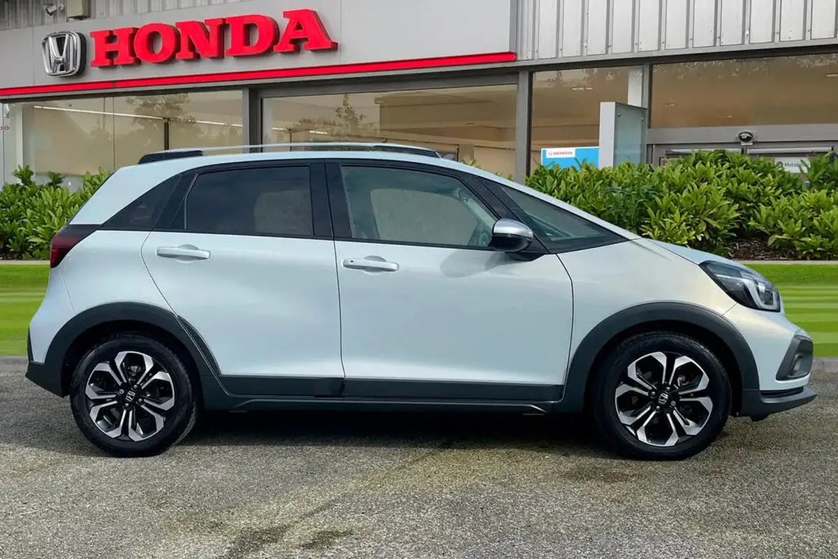2023-honda-jazz-15-i-mmd-crosstar-ex-big-2
