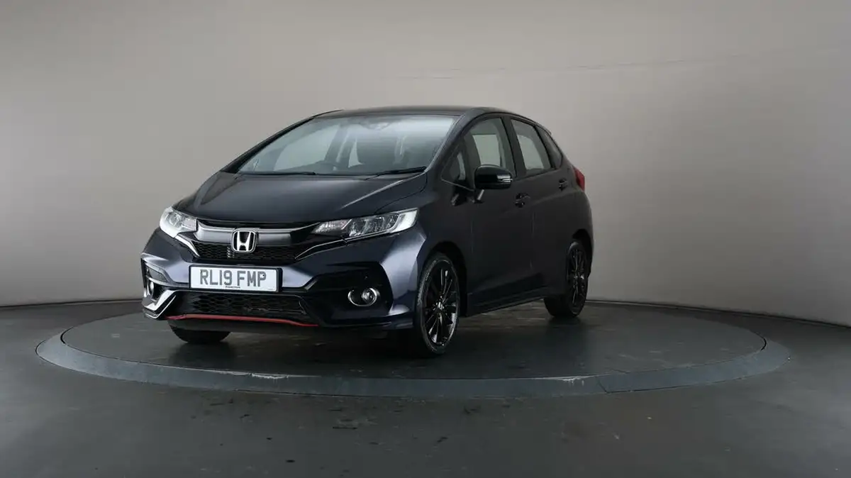 2019-honda-jazz-15-i-vtec-sport-cvt-big-34