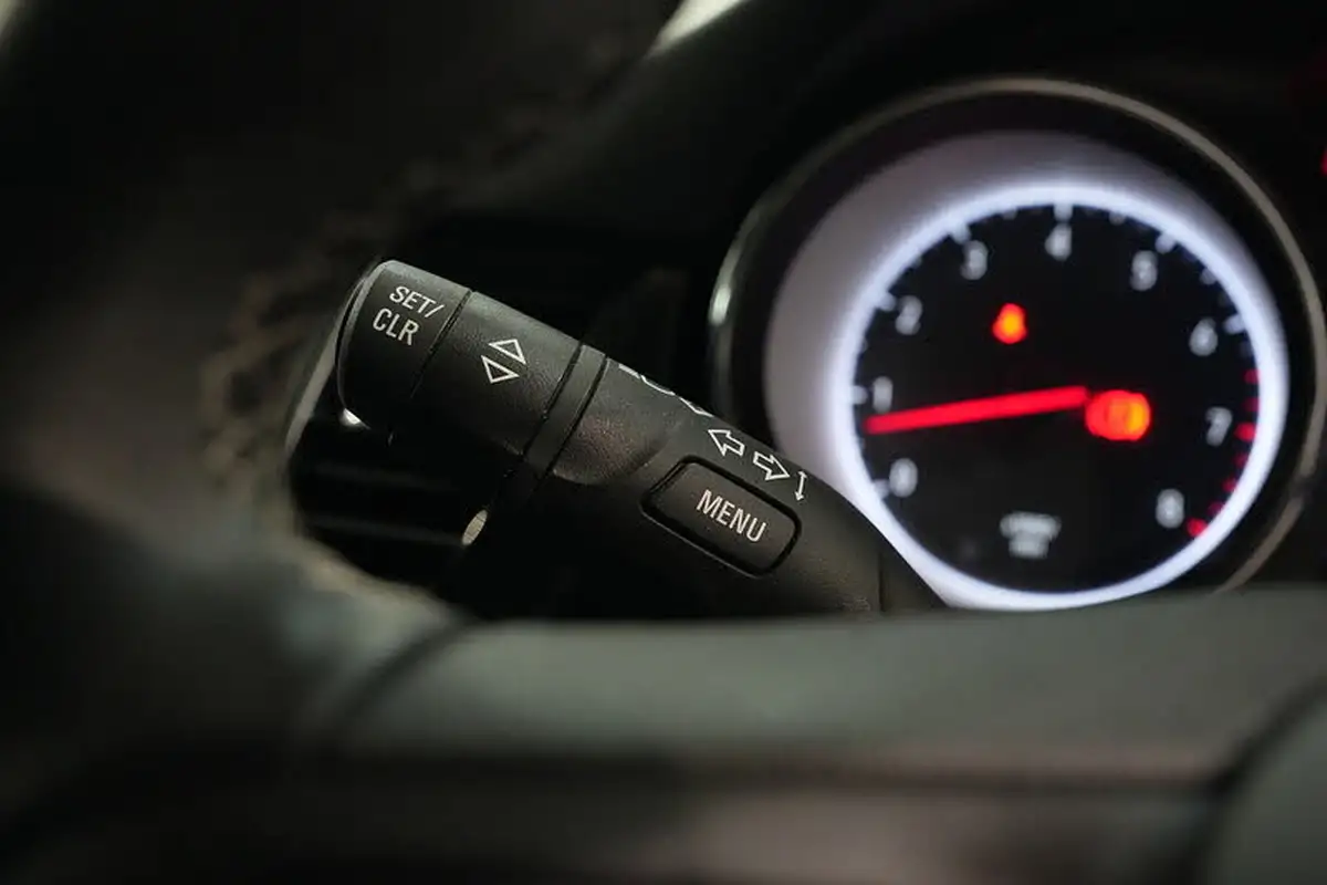 2019-vauxhall-astra-14i-16v-turbo-sri-hatchback-big-29