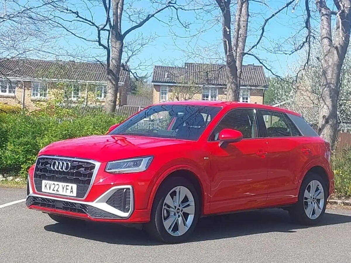 2022-audi-q2-15-35-tfsi-s-line-tronic-big-18