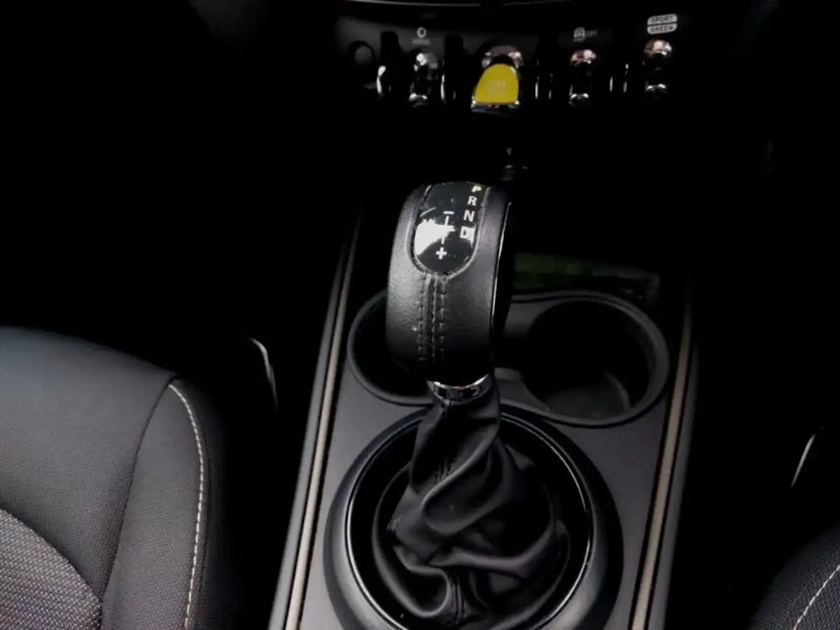 2022-mini-countryman-15-cooper-s-e-phev-classic-big-16