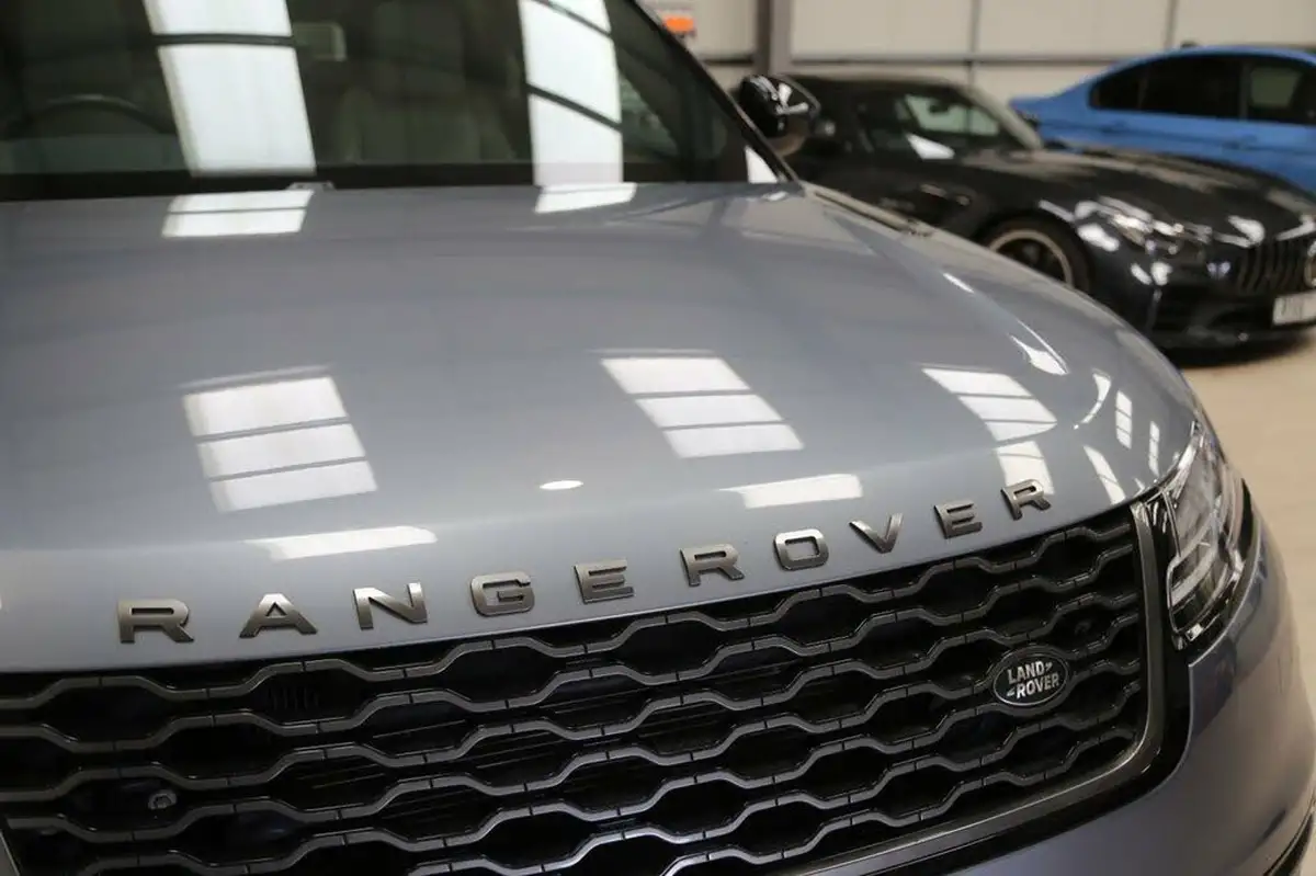 2019-land-rover-range-rover-velar-20-d240-r-dynamic-hse-big-17
