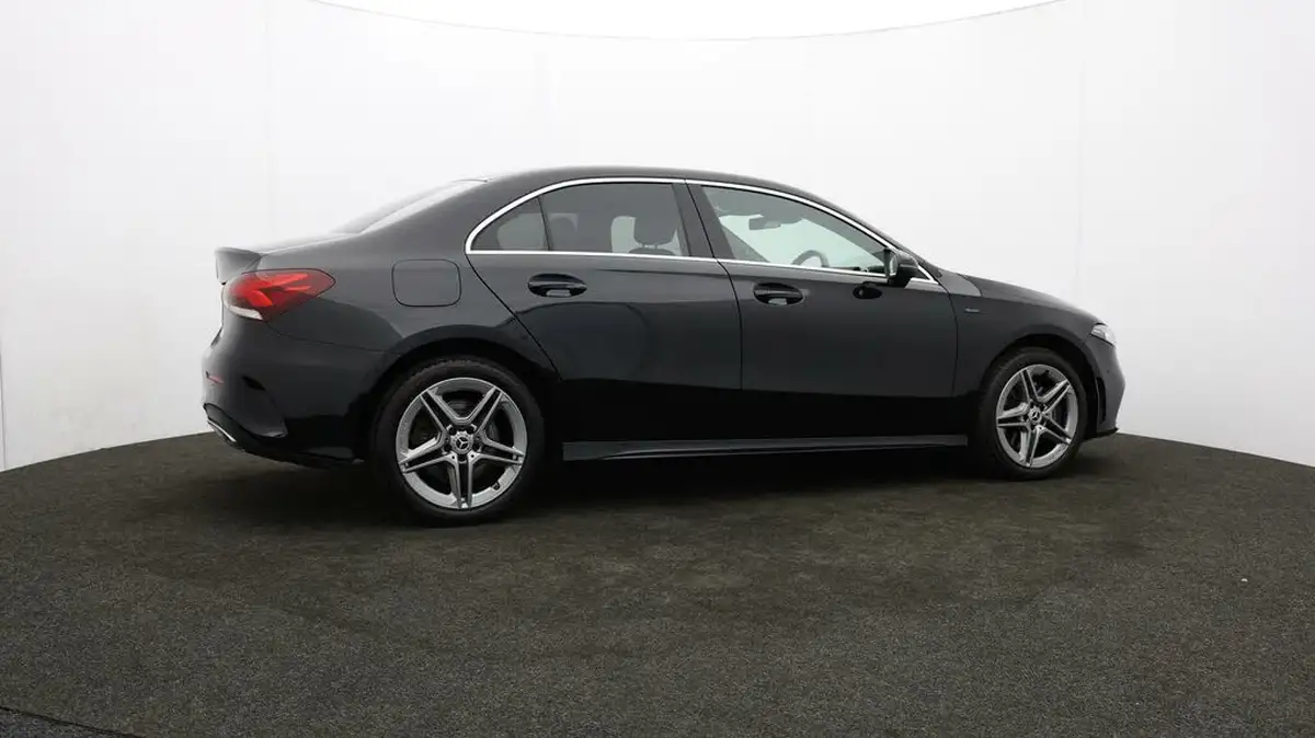 2021-mercedes-benz-a-class-13-a250e-amg-line-executive-saloon-4d-big-27