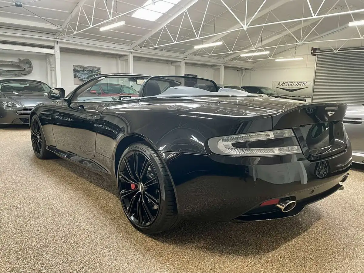 2015-aston-martin-db9-59-volante-big-3