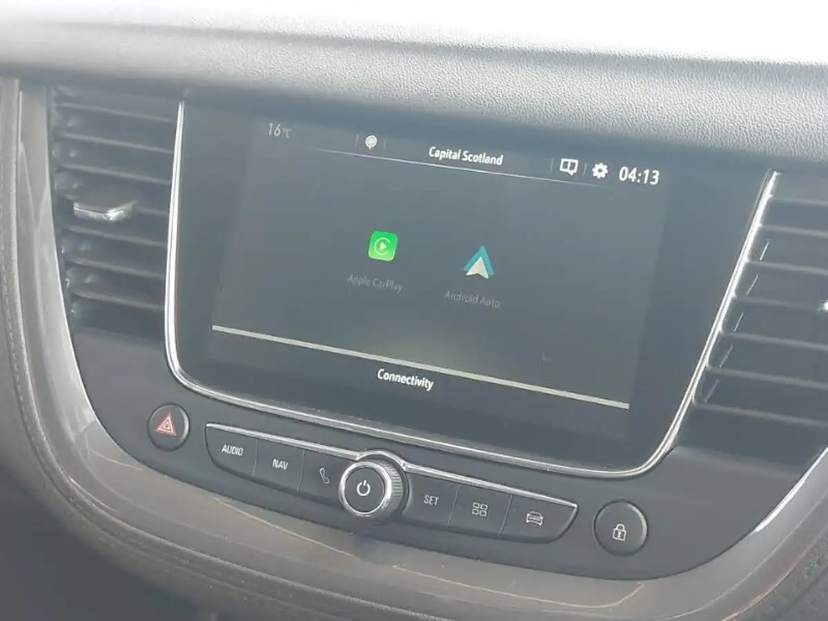 2021-vauxhall-grandland-x-12-griffin-auto-big-16