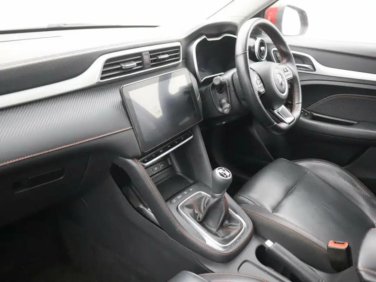 2022-mg-zs-suv-15-vti-tech-exclusive-big-10