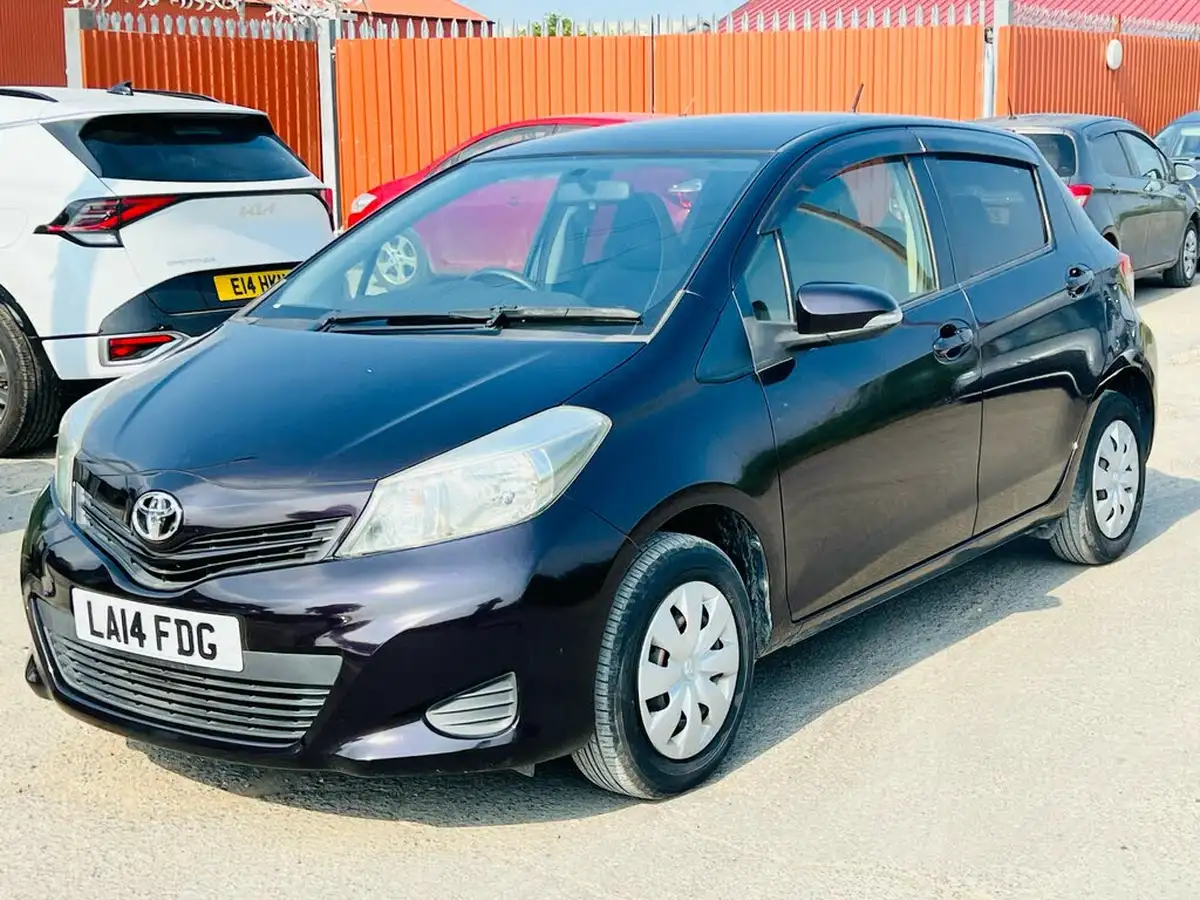 2014-toyota-yaris-133-tr-5d-m-drive-s-big-0