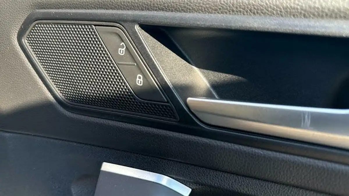 2020-volkswagen-tiguan-15-tsi-r-line-big-21