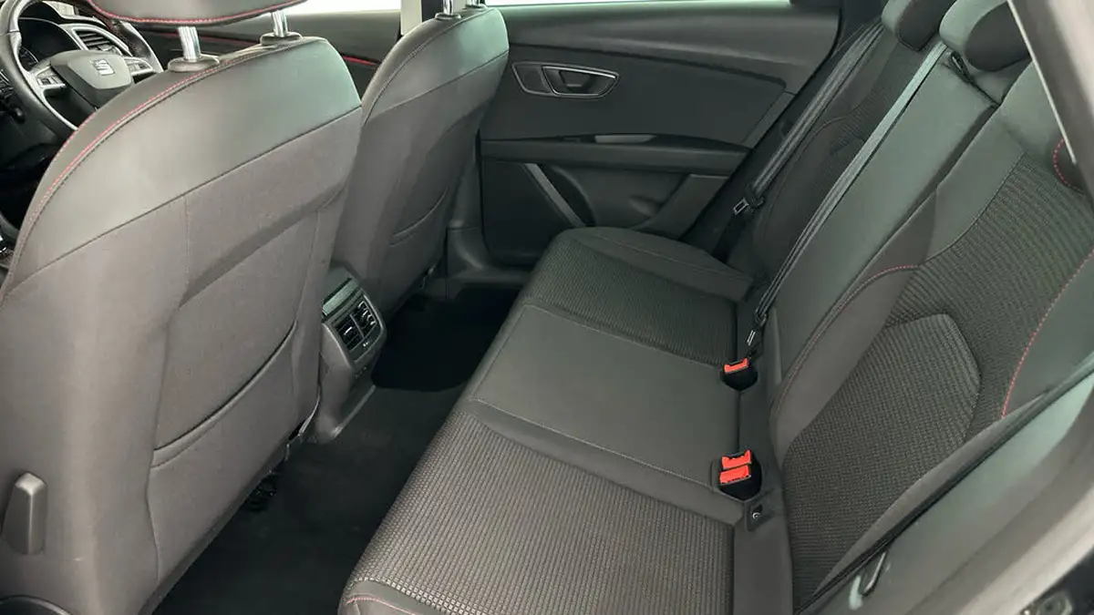 2019-seat-leon-15-tsi-evo-fr-black-edition-150ps-estate-big-19
