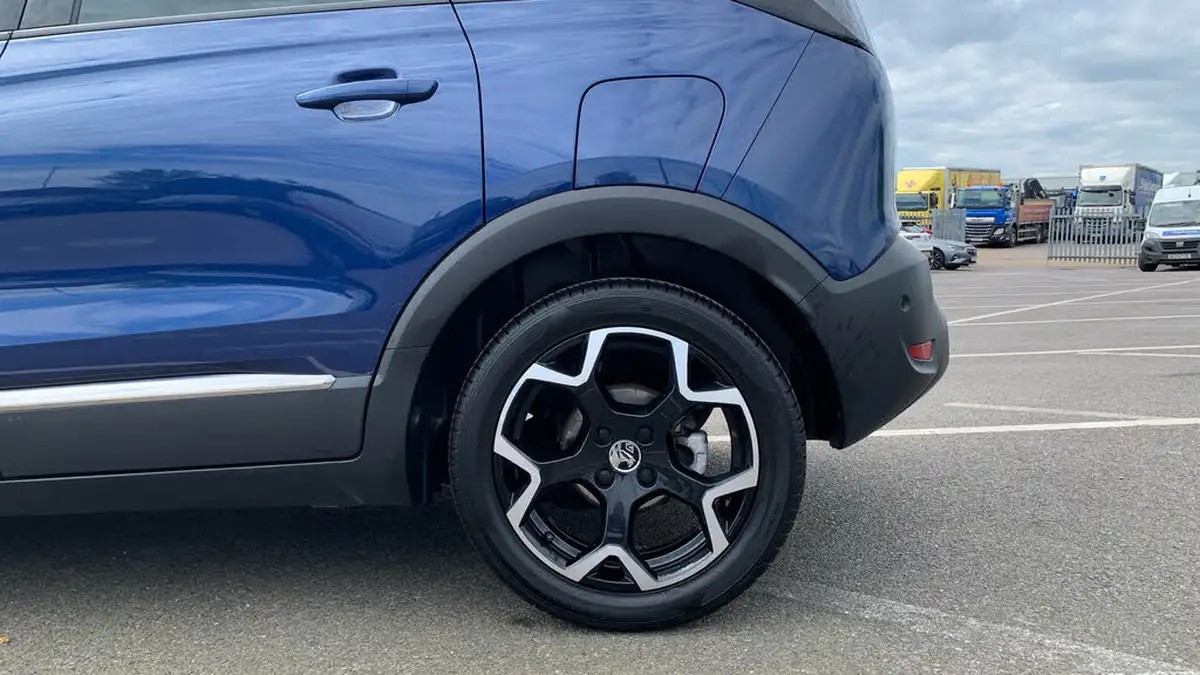2022-vauxhall-crossland-12-ultimate-130ps-auto-big-13