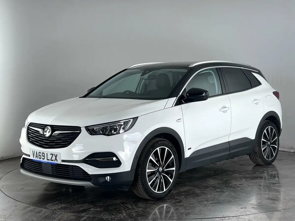 2020-vauxhall-grandland-x-16i-turbo-elite-nav-big-2