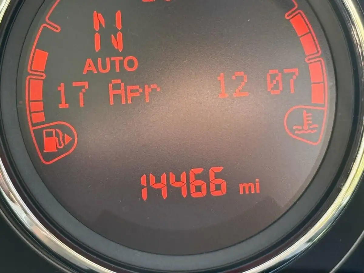 2018-fiat-500-12-lounge-dualogic-big-21
