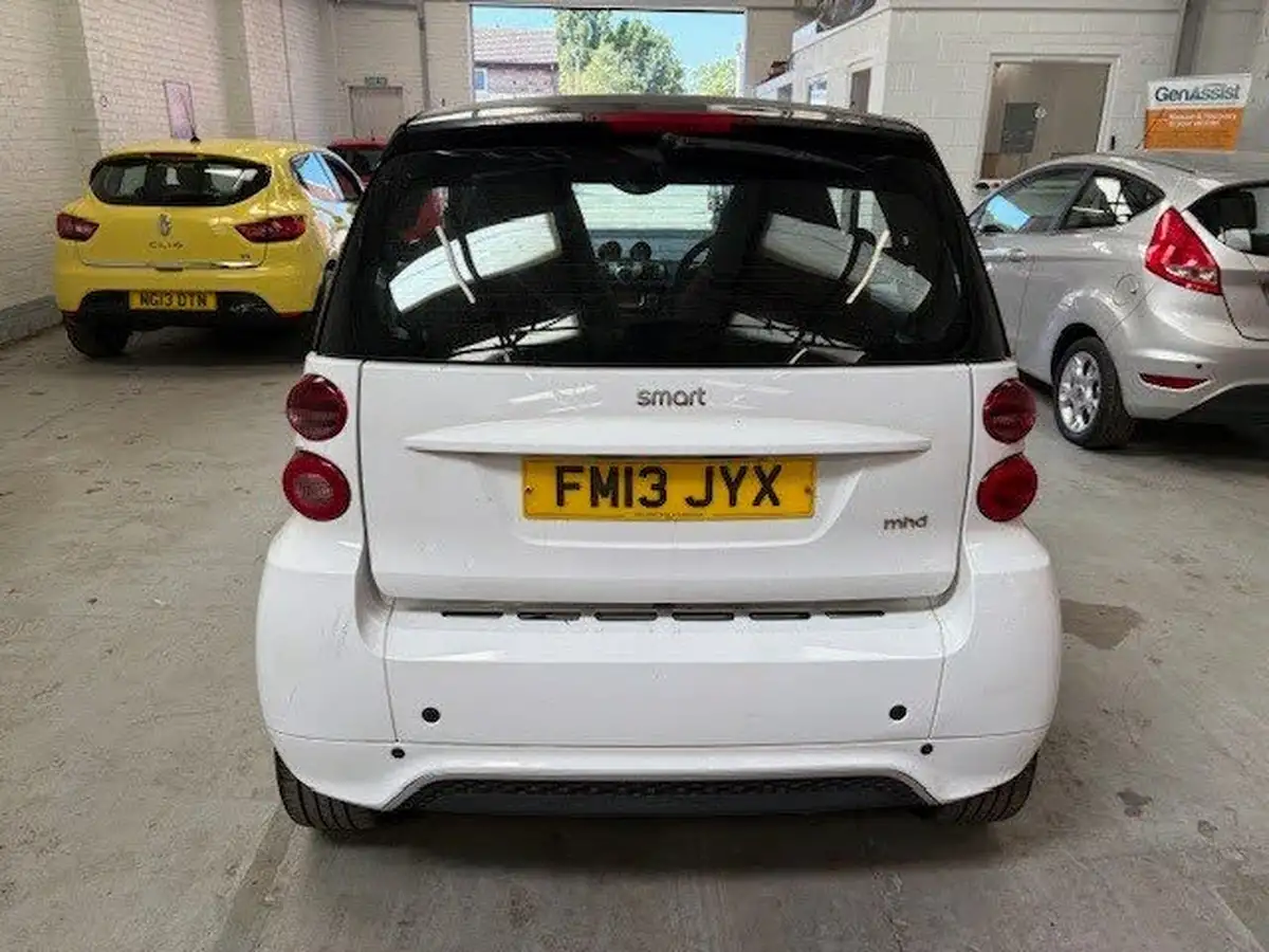 2013-smart-fortwo-10-pulse-71bhp-coupe-softouch-big-5