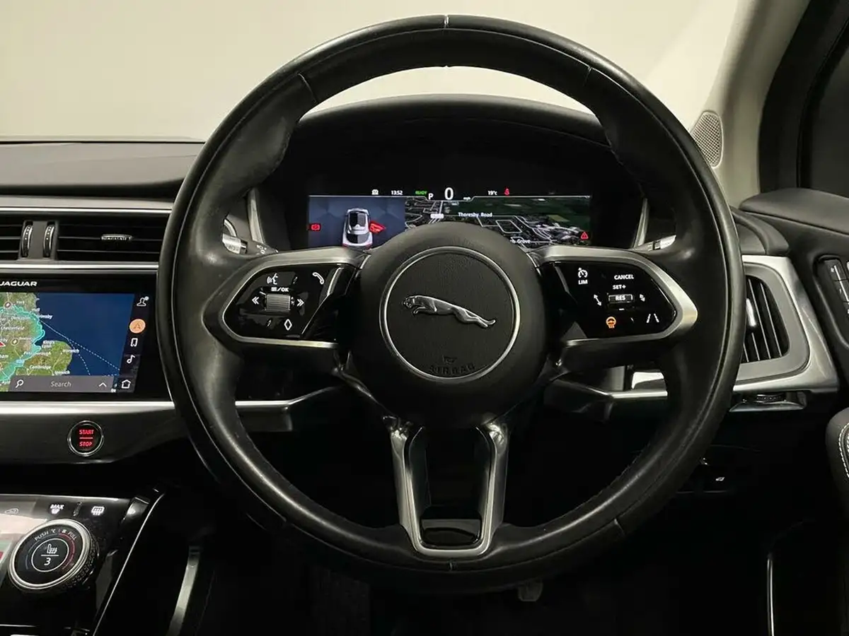 2021-jaguar-i-pace-ev400-hse-big-24