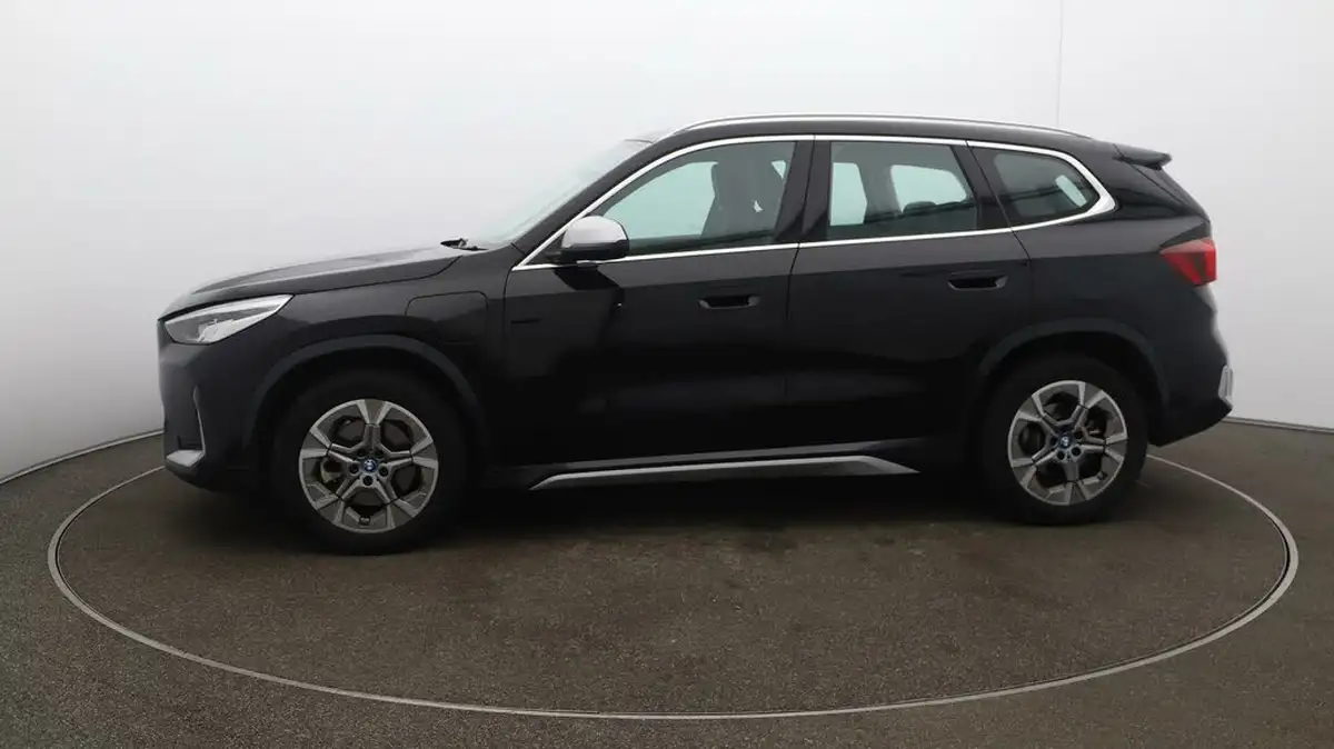 2023-bmw-x1-15-xdrive25e-xline-big-63